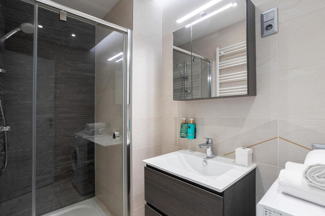 Avand Apartments דברצן מראה חיצוני תמונה