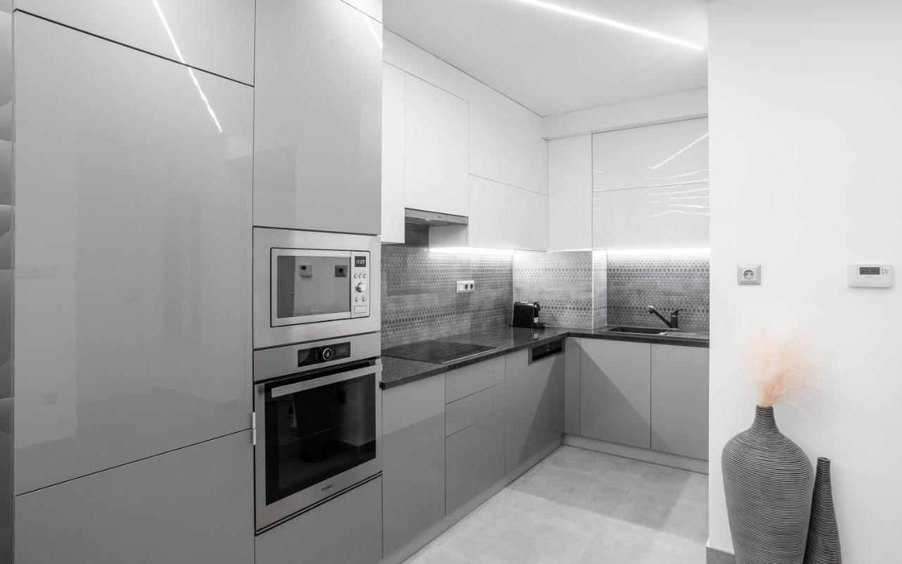 Avand Apartments דברצן מראה חיצוני תמונה